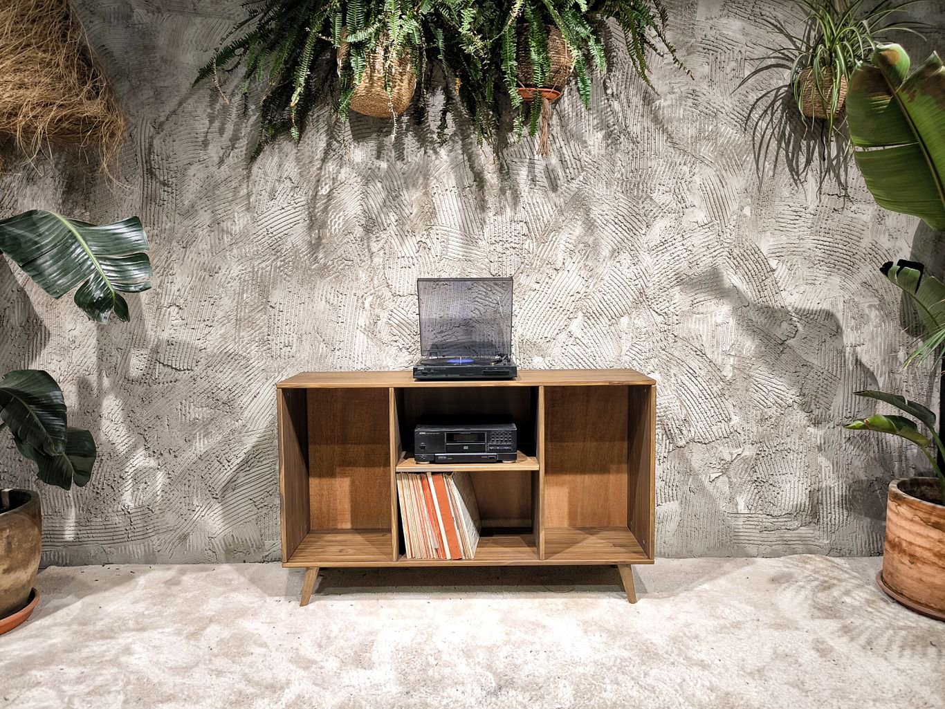 Mueble tocadiscos Viggan 7 Mueble tocadiscos Viggan - Imagen 7