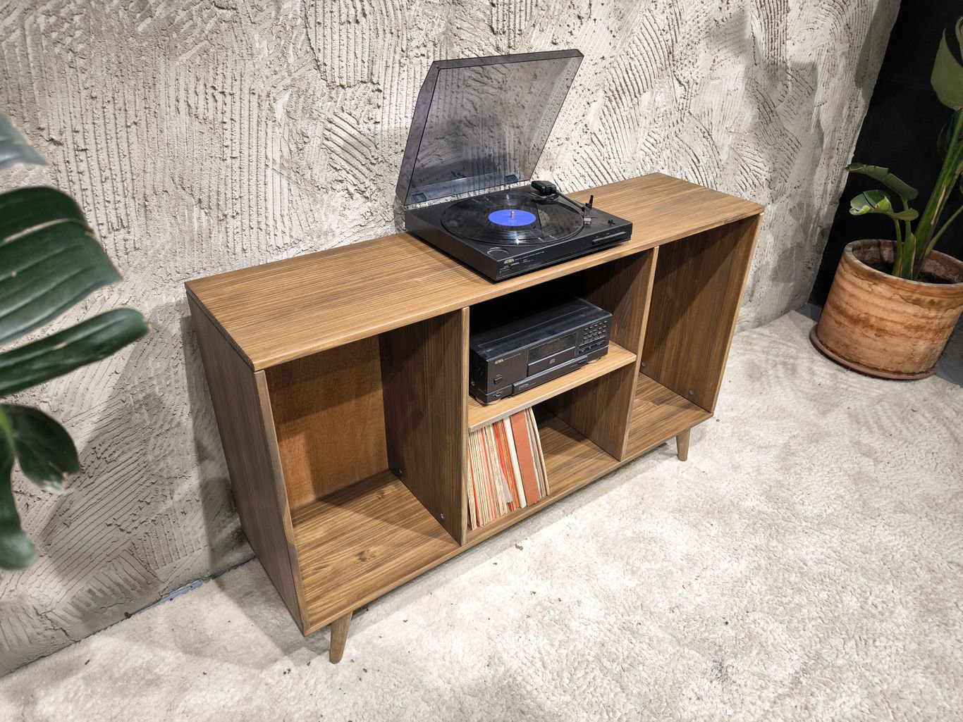 Mueble tocadiscos Viggan 6 Mueble tocadiscos Viggan - Imagen 6
