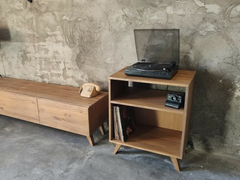 Mueble tocadiscos Noån - Ekstrom Furniture