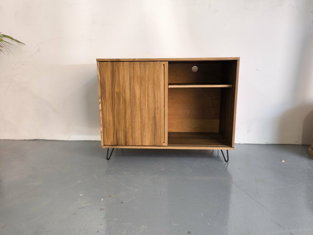 Mueble tocadiscos Bäckån en stock 6